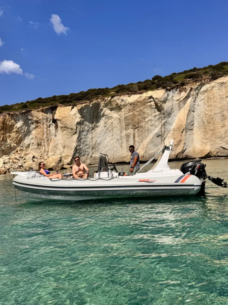 WAVE, a 6.5m Wave 6.50m R.I.B. for up to 6 passengers in Milos