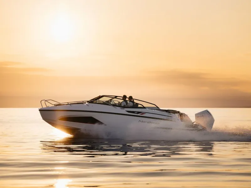 ODYSSEUS, a 8.5m Nordkapp Noblesse 830 for up to 9 passengers in Paros