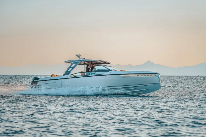 ATLAS, a 11m Saxdor 320 GTO for up to 9 passengers in Paros