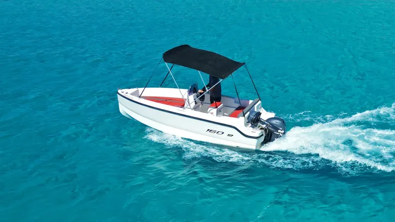 MARGARITA, a 5m Compass 160e for up to 6 passengers in Paros