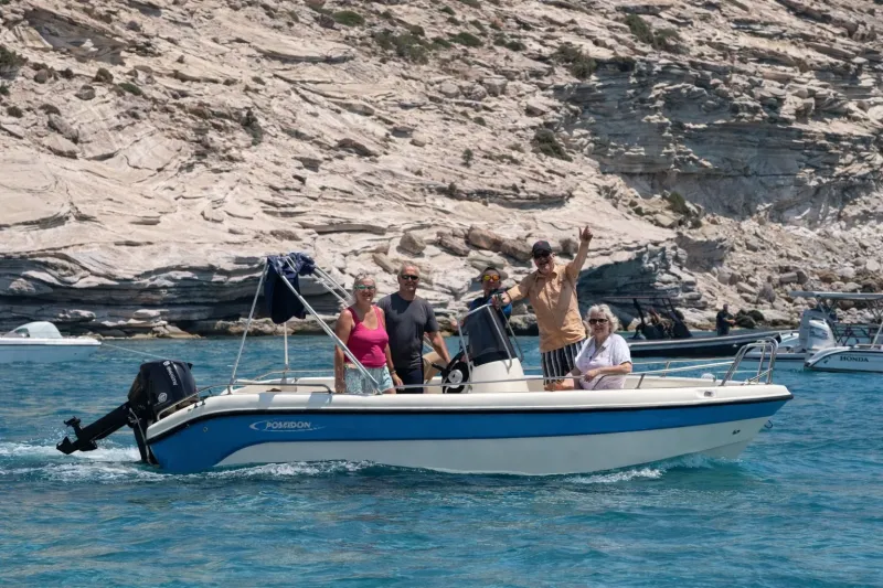 GALLINI, a 5.1m Poseidon Blu Water 170 for up to 6 passengers in Milos