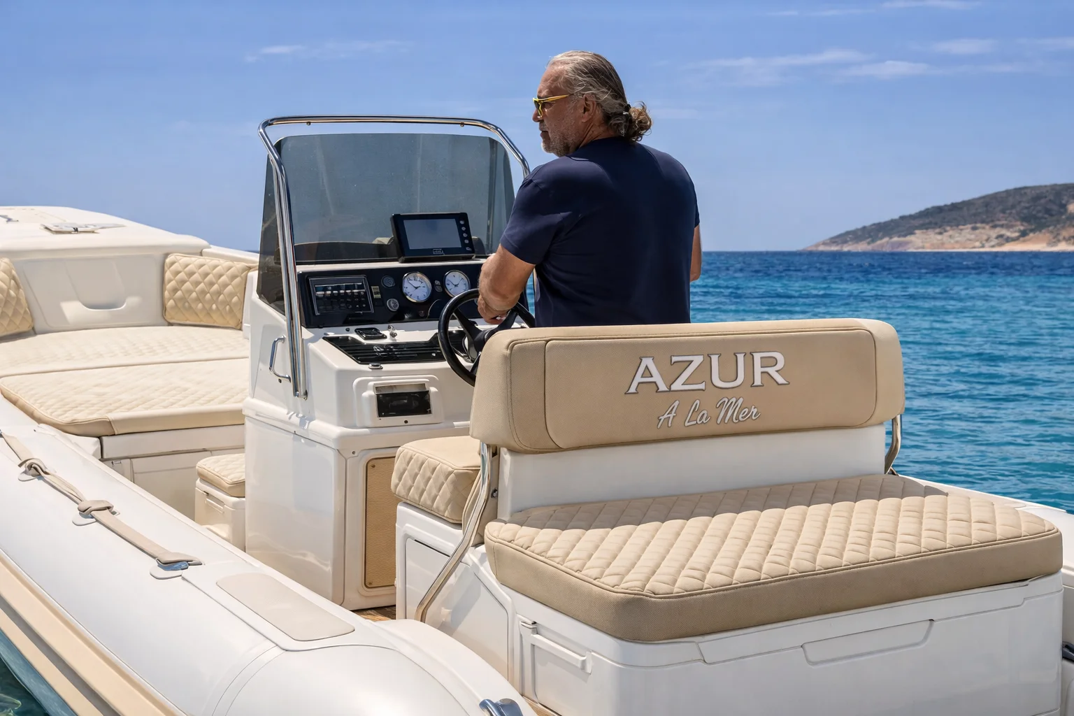 AZUR (Olympic 720) - RIB for rent in Milos, Cyclades, Greece - photo 3 of 5