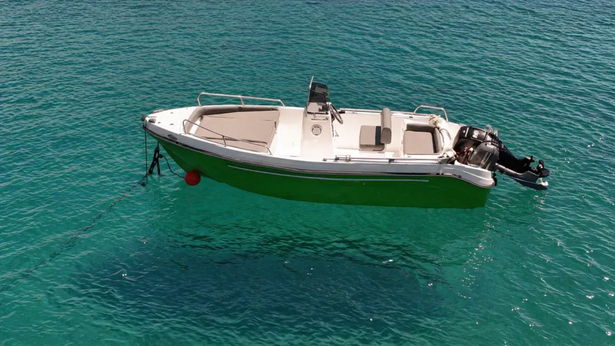 CRYSTAL 30HP (Crystal 30hp) - Motor Boat for rent in Milos, Cyclades, Greece - photo 6 of 6