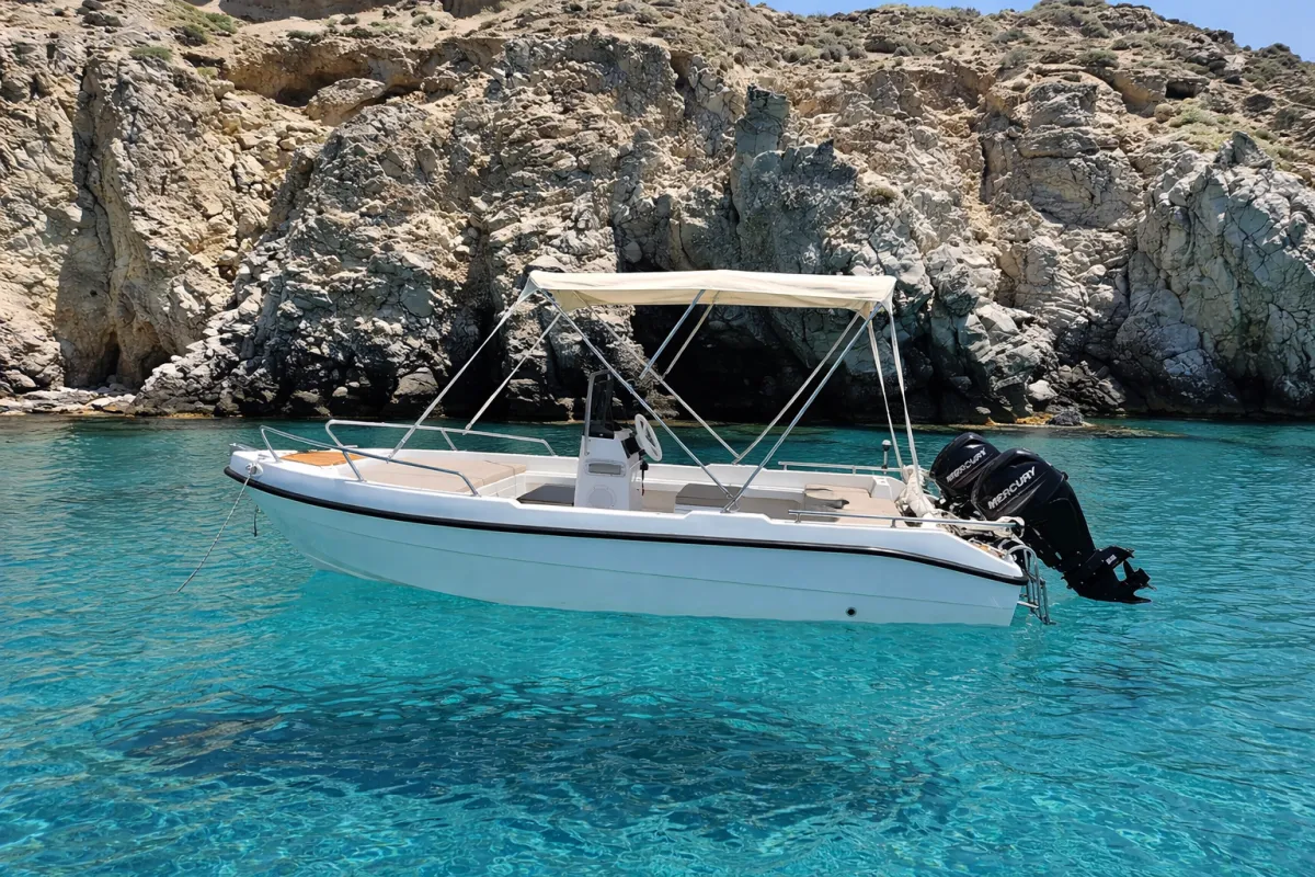 ILIRIANA - MIA (Assos 4.50) - Motor Boat for rent in Milos, Cyclades, Greece - photo 3 of 5