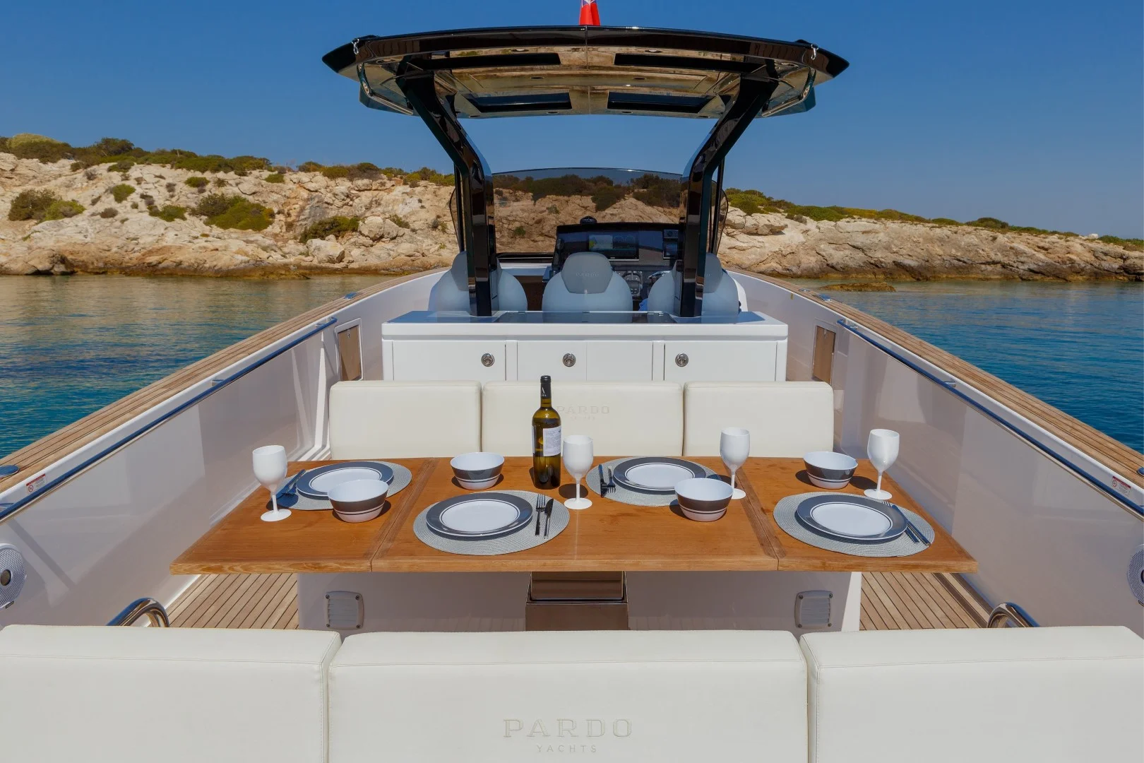 WAI (Pardo 38 - Cantiere del Pardo) - Yacht for rent in Milos, Cyclades, Greece - photo 5 of 5