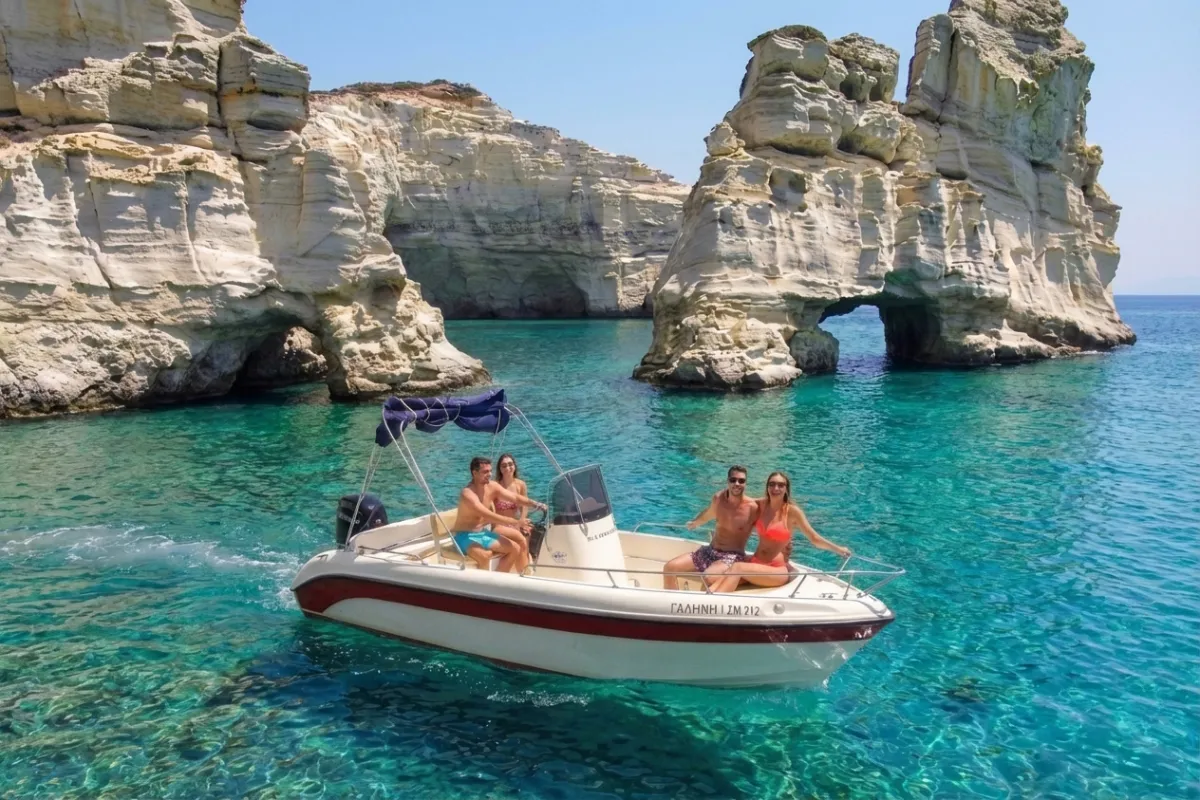GALLINI I (Poseidon Blu Water 170) - Motor Boat for rent in Milos, Cyclades, Greece - photo 3 of 6