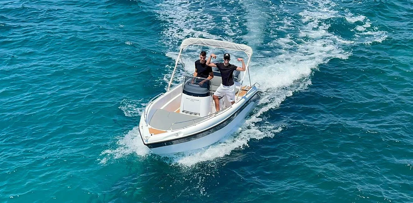 ASTERIAS III, a 4.99m Poseidon Blu Water 170 for up to 5 passengers in Milos