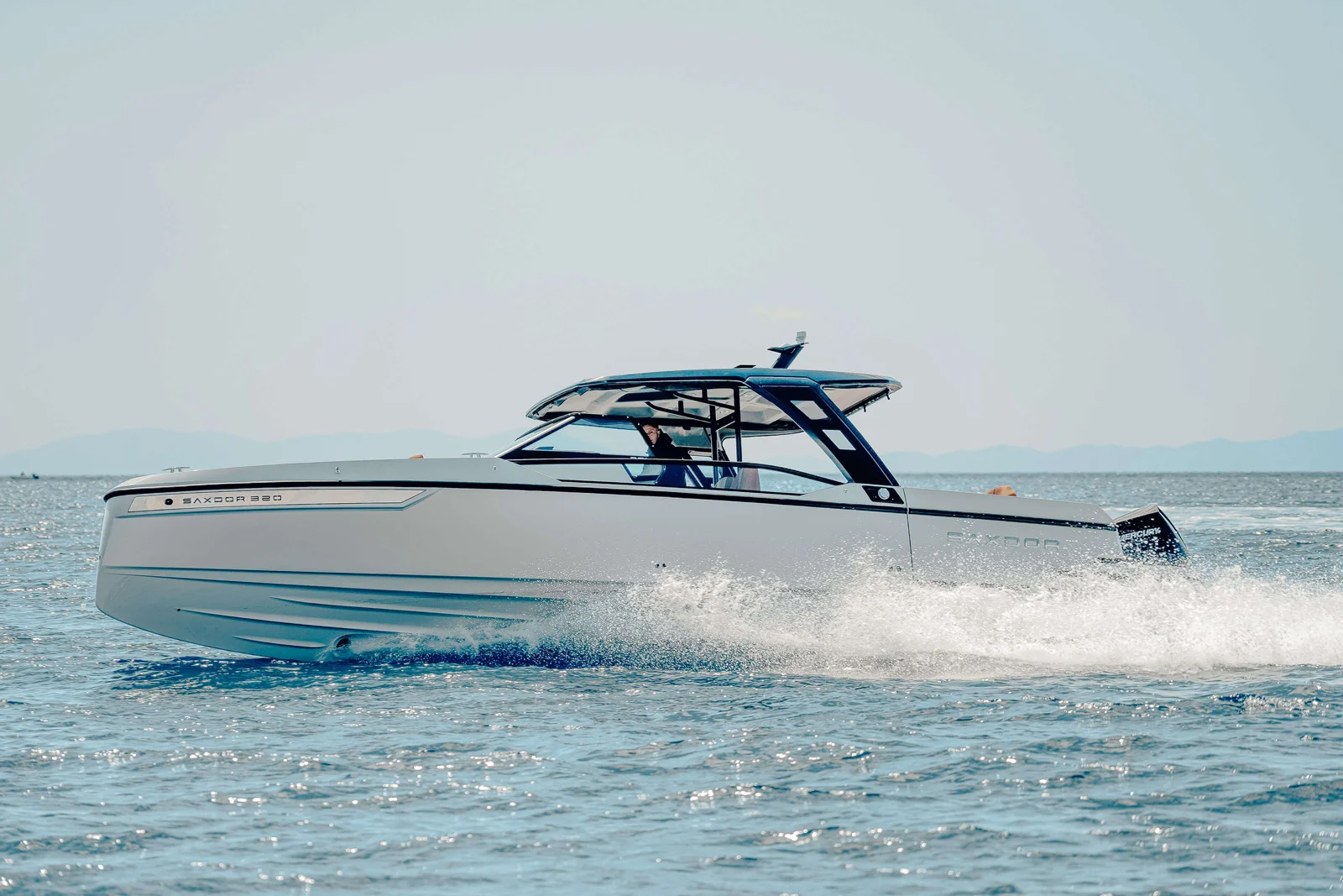 Private boat transfer from Paros to Naxos