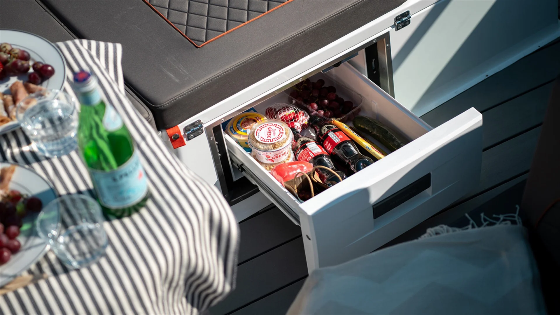 IRIS, a 7.4m Nordkapp Avant 705 for up to 6 passengers in Paros