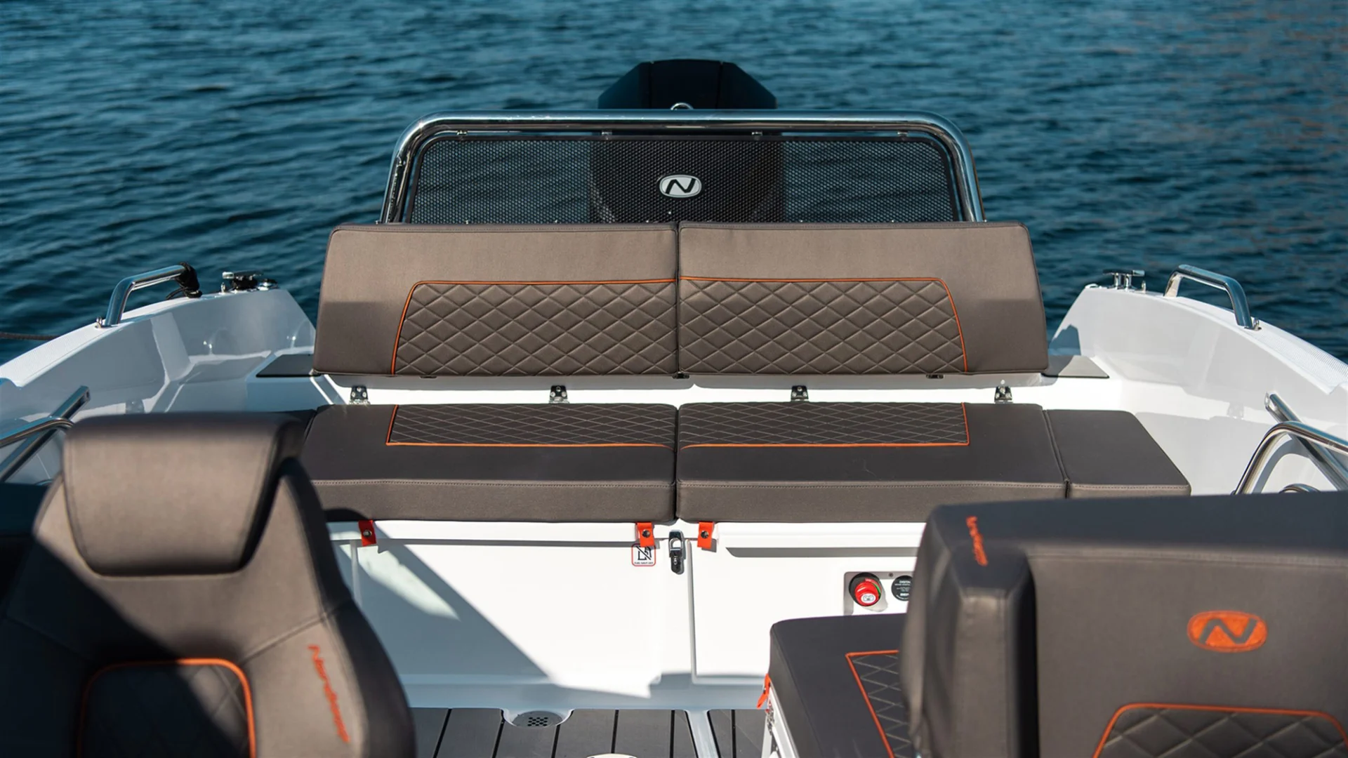 IRIS, a 7.4m Nordkapp Avant 705 for up to 6 passengers in Paros