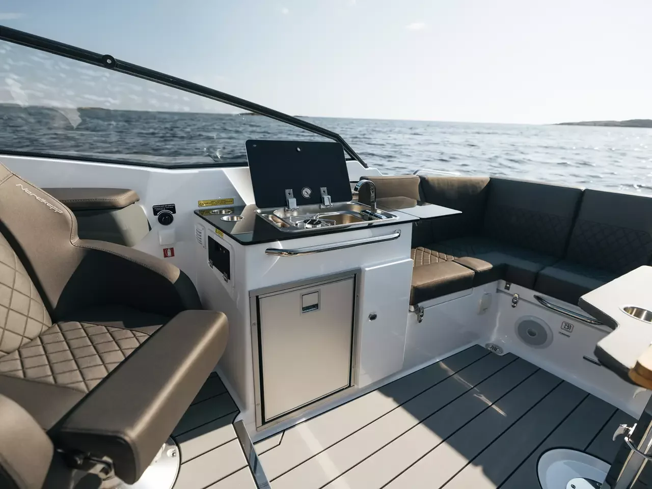 Private boat transfer from Paros to Naxos