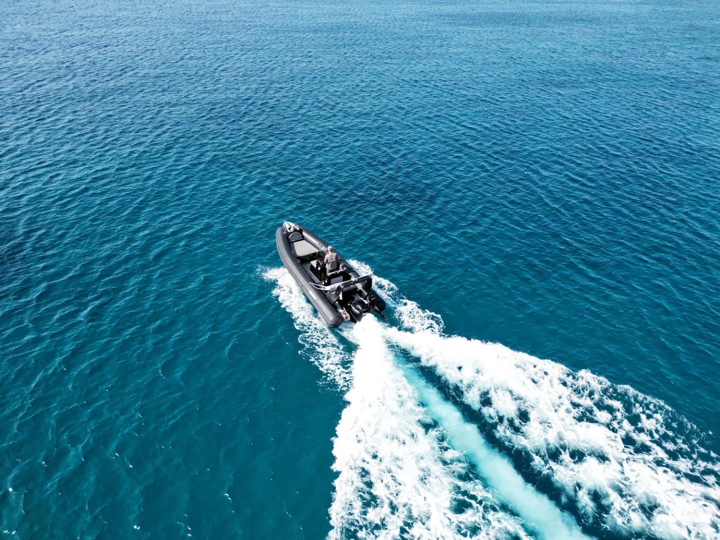 TRITON (Mostro Offshore 621) - RIB for rent in Milos, Cyclades, Greece - photo 5 of 11