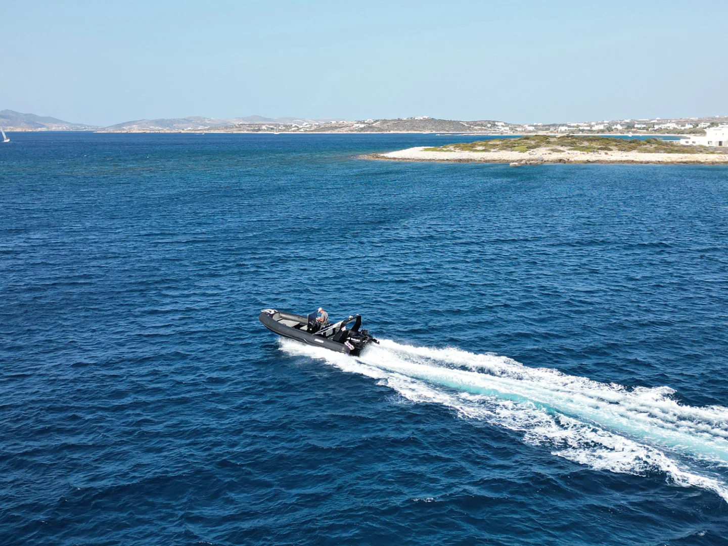 TRITON (Mostro Offshore 621) - RIB for rent in Milos, Cyclades, Greece - photo 6 of 11