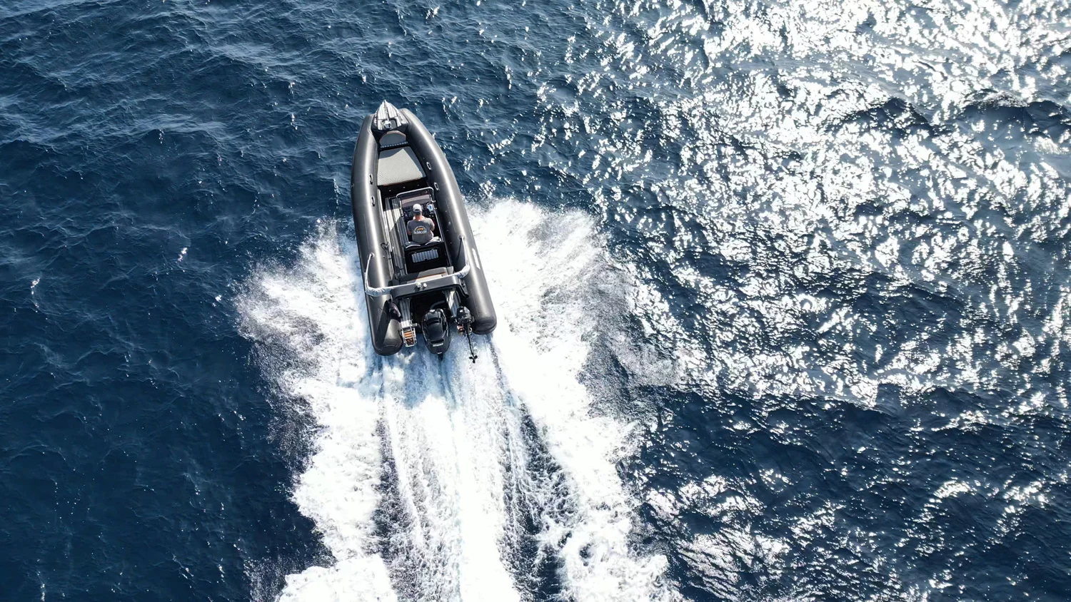 TRITON (Mostro Offshore 621) - RIB for rent in Milos, Cyclades, Greece - photo 8 of 11