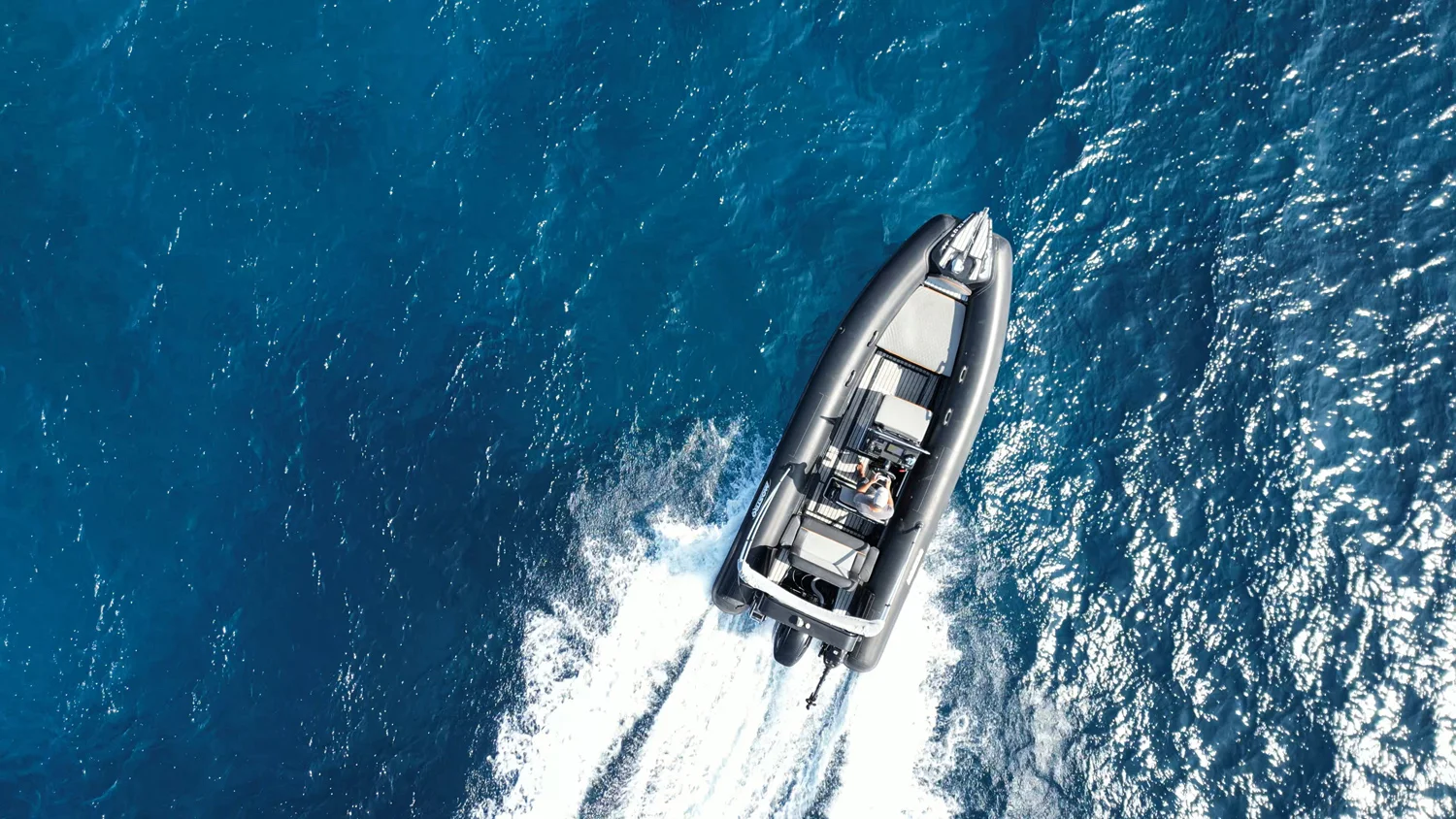 TRITON (Mostro Offshore 621) - RIB for rent in Milos, Cyclades, Greece - photo 10 of 11