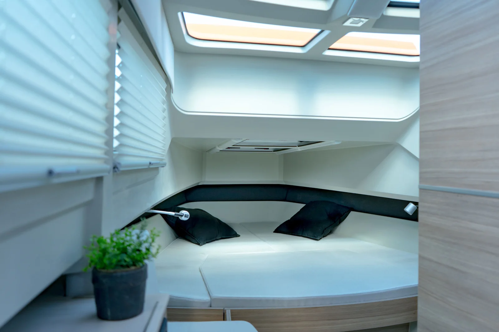 ATLAS, a 11m Saxdor 320 GTO for up to 9 passengers in Paros