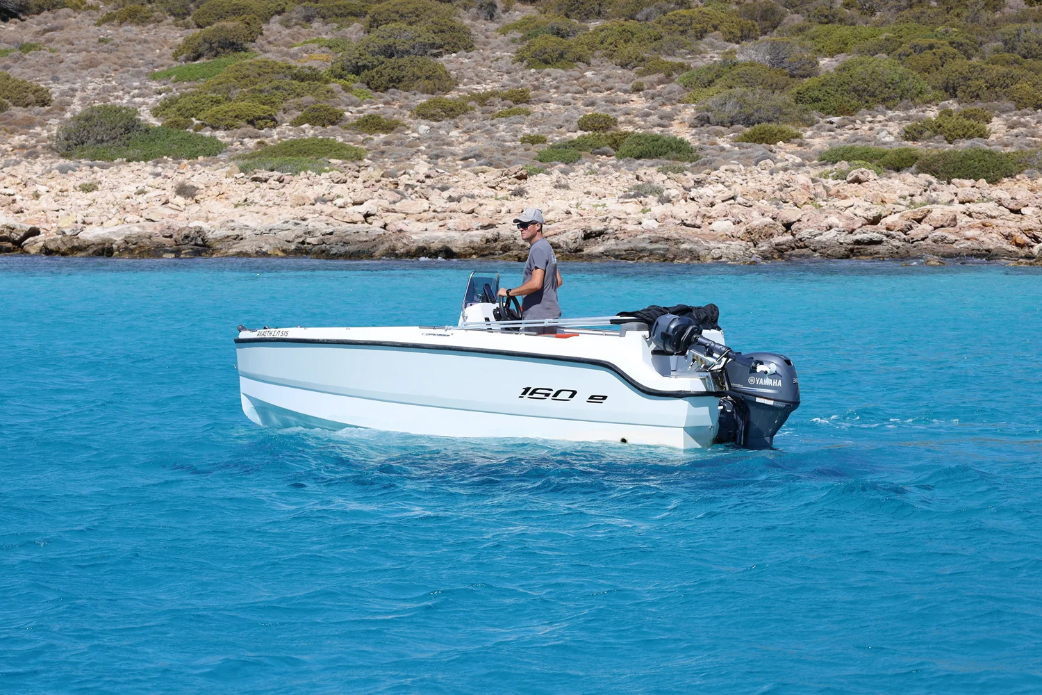 AKASTI, a 5m Compass 160e for up to 6 passengers in Paros