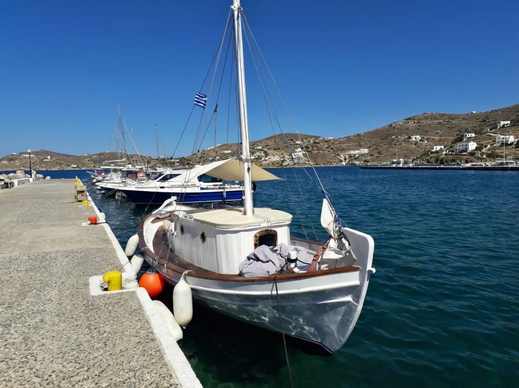ZIGOUALA (Traditional Kaiki) - Motor Boat for rent in Milos, Cyclades, Greece - photo 5 of 5