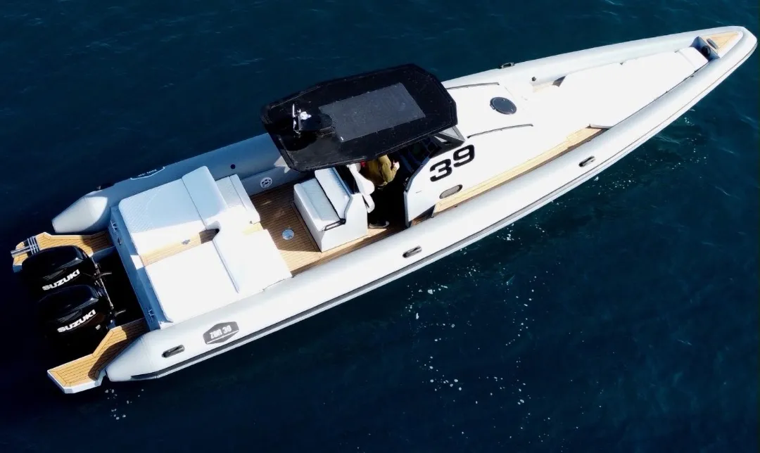 CYANIUS (ZEN 39) - RIB for rent in Milos, Cyclades, Greece - photo 2 of 5