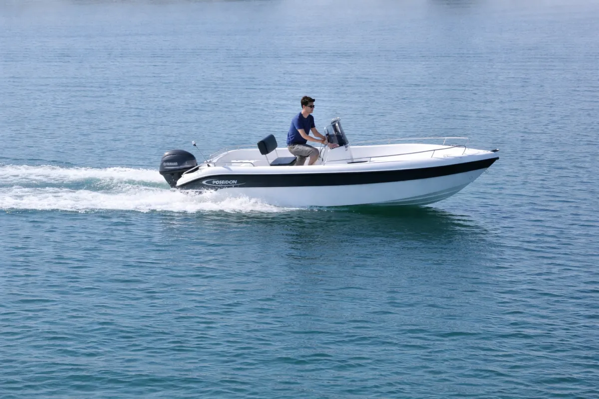 Eldo 4 (Poseidon Blu Water 170) - Motor Boat for rent in Milos, Cyclades, Greece - photo 3 of 5