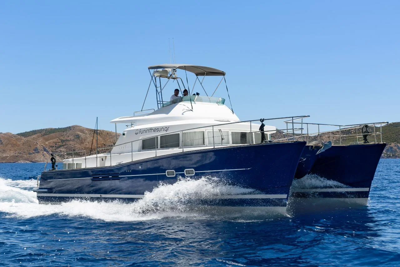 THOE (Lagoon 43 Catamaran) - Catamaran for rent in Milos, Cyclades, Greece - photo 2 of 5