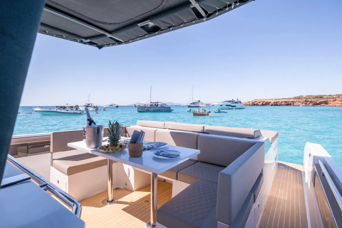 THETIS ('Thetis' De Antonio 36) - Yacht for rent in Milos, Cyclades, Greece - photo 5 of 11