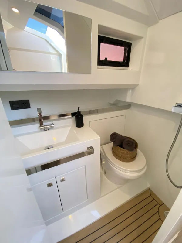 THETIS ('Thetis' De Antonio 36) - Yacht for rent in Milos, Cyclades, Greece - photo 11 of 11