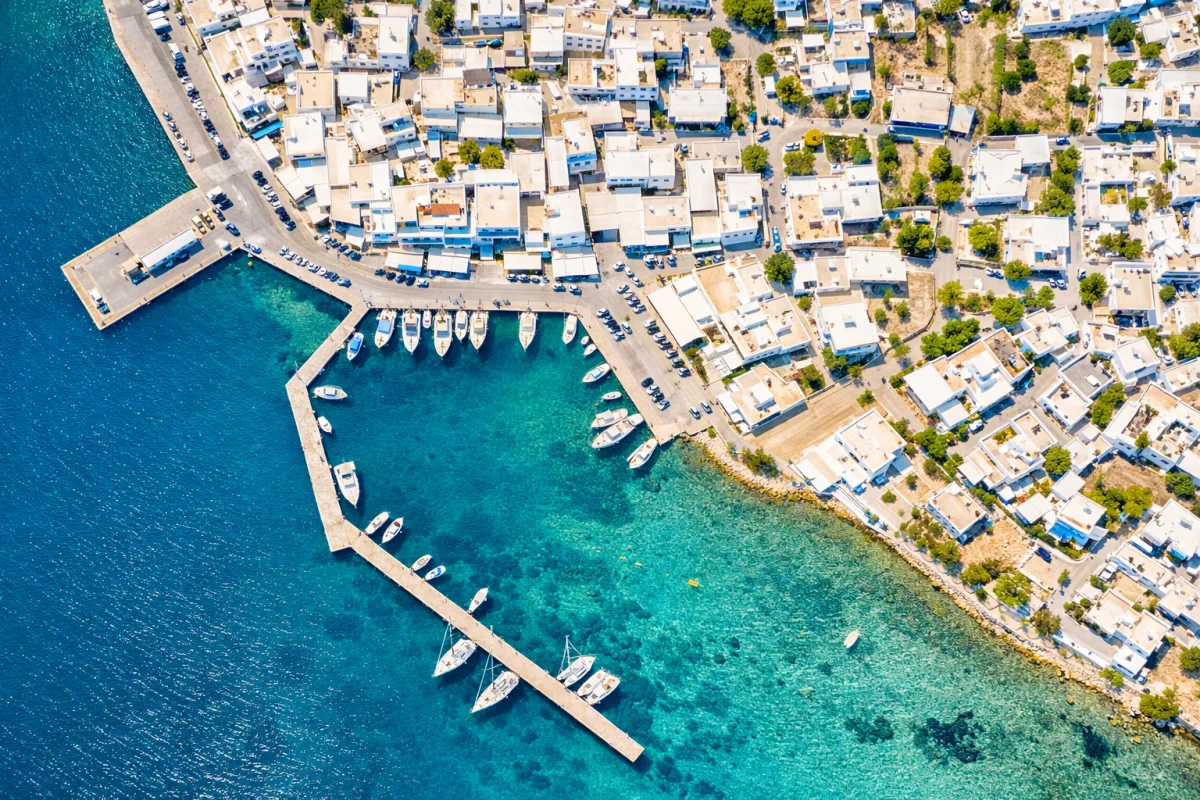 Adamantas - Milos destination guide
