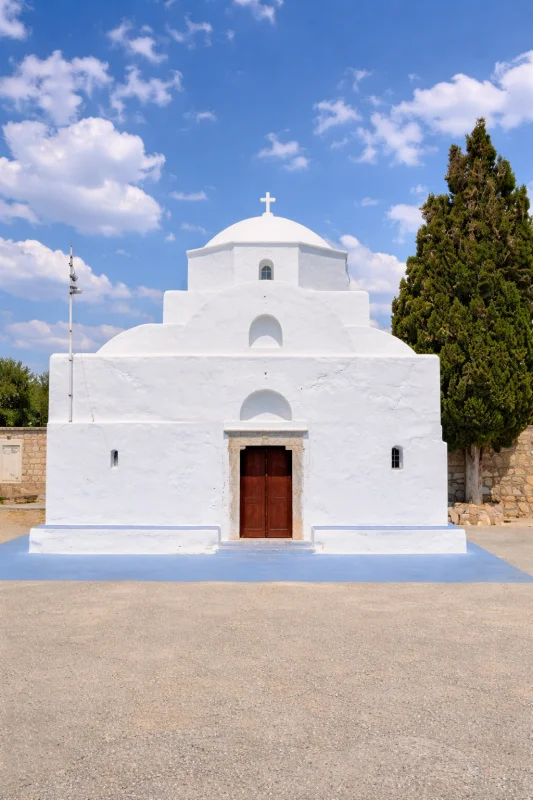 Agia Marina - Milos destination guide