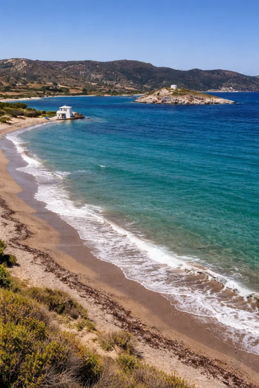 Fatourena - Milos destination guide