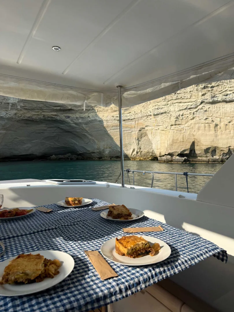 THOE - Milos Catamaran Full Day Tour